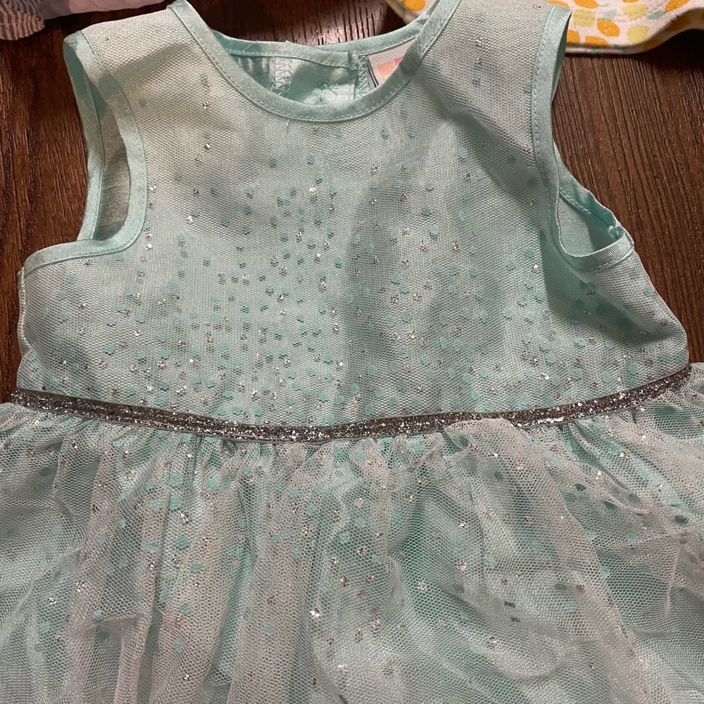 Three Dresses - Picture 3 of 8